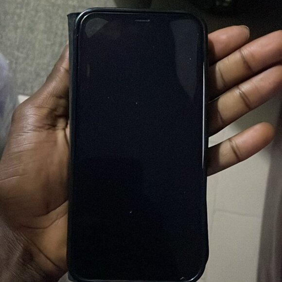 iphone 12 - Picture 2 of 4